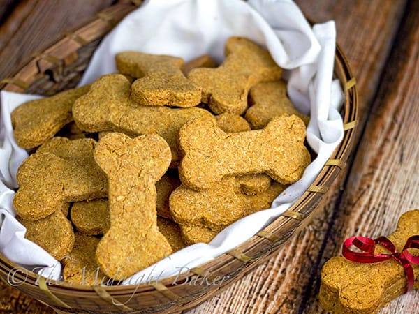 10 recetas de bocadillos para perros que estropean a tu cachorro